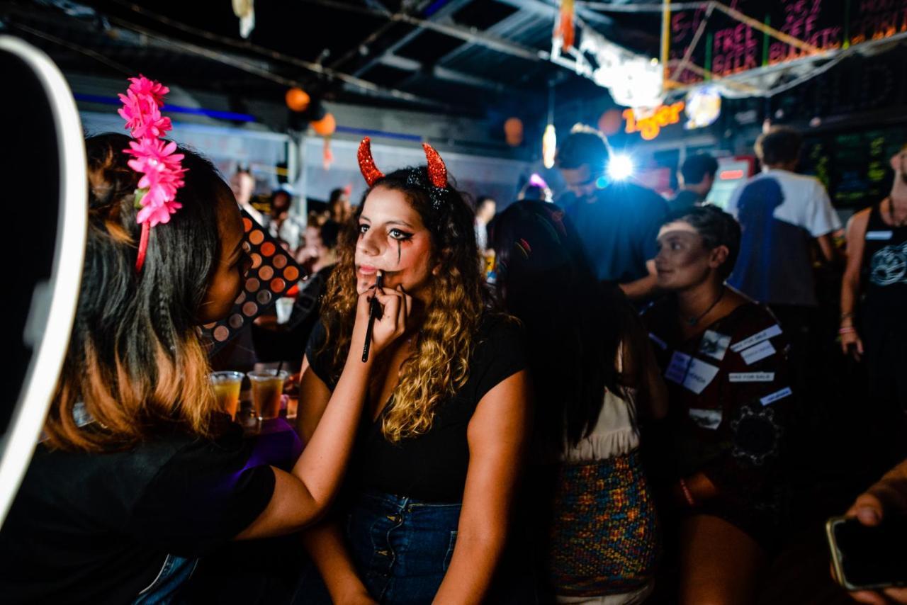Vietnam Backpacker Hostels - Saigon โฮจิมินห์ซิตี้ ภายนอก รูปภาพ